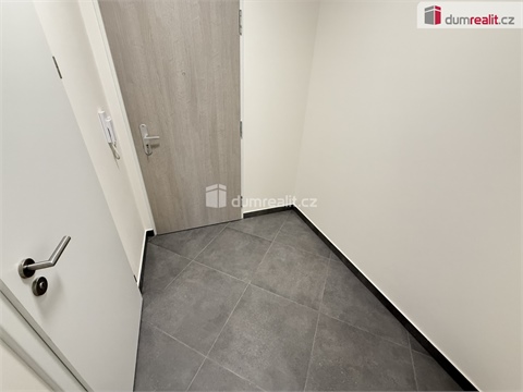 Pronájem bytu 1kk, 33 m² 10