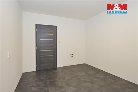 Pronájem obchodních prostor, 84 m² 4