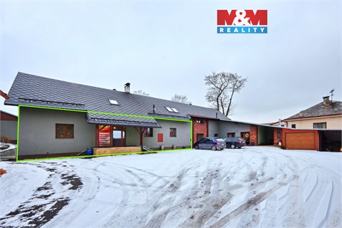 Pronájem obchodních prostor, 84 m² 0