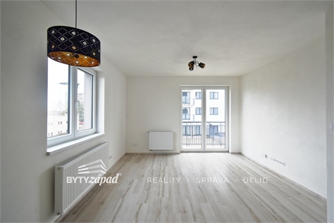 Pronájem bytu 2kk, 57 m² 2