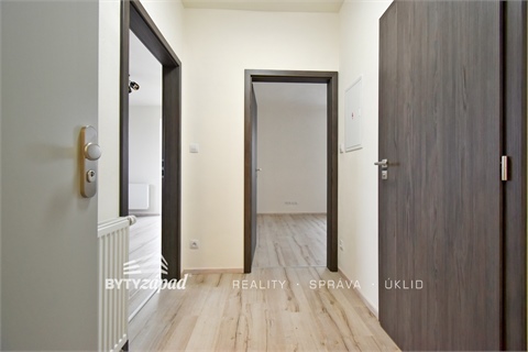 Pronájem bytu 2kk, 57 m² 8