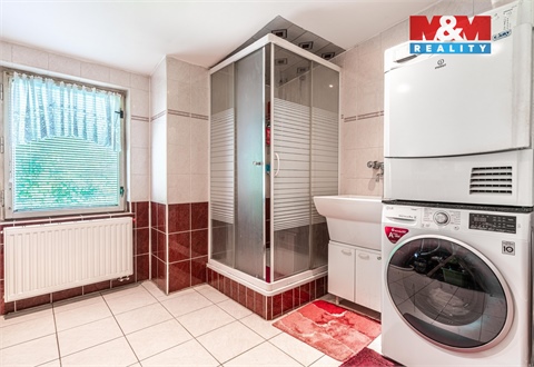 Prodej rodinného domu, 700 m² 4