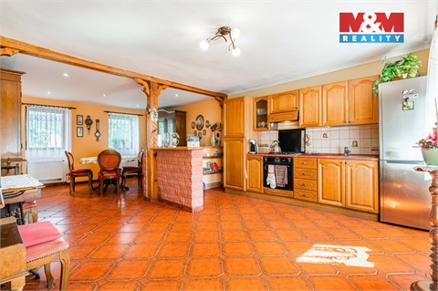 Prodej rodinného domu, 700 m² - 0