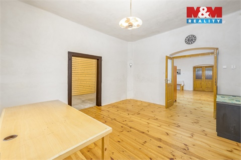 Prodej rodinného domu, 230 m² - 4