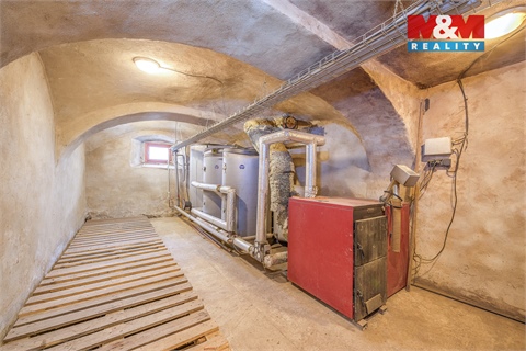 Prodej rodinného domu, 230 m² 14