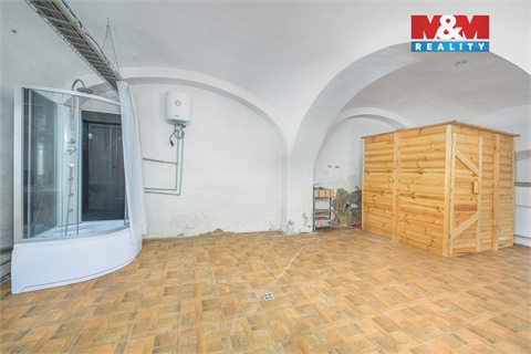 Prodej rodinného domu, 230 m² - 10