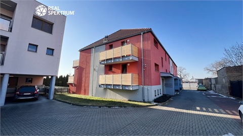 Prodej bytu 3kk, 64 m² 28