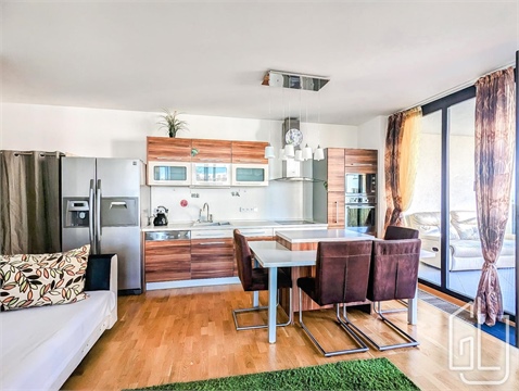 Pronájem bytu 2kk, 81 m² - 0