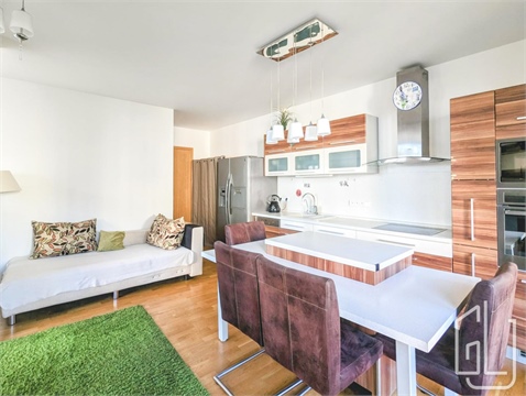 Pronájem bytu 2kk, 81 m² 6