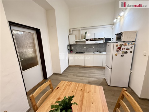 Pronájem bytu 1+1, 42 m² 6