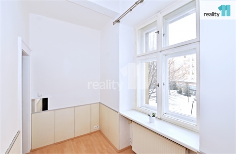 Pronájem bytu 5kk, 105 m² 16