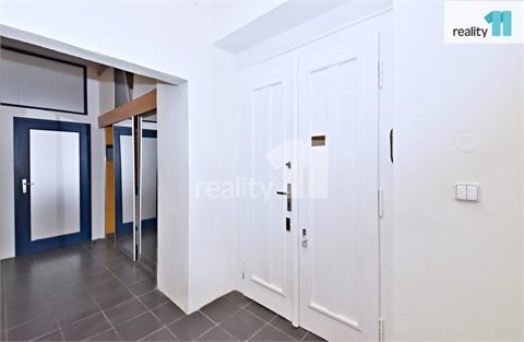 Pronájem bytu 5kk, 105 m² 20