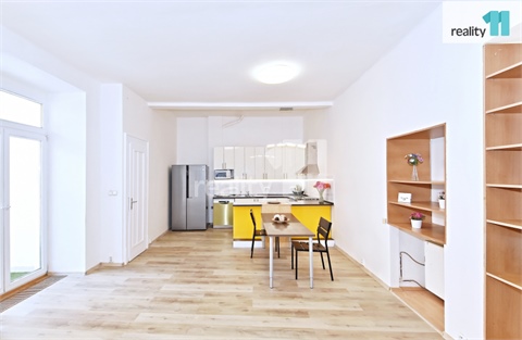 Pronájem bytu 5kk, 105 m² - 2