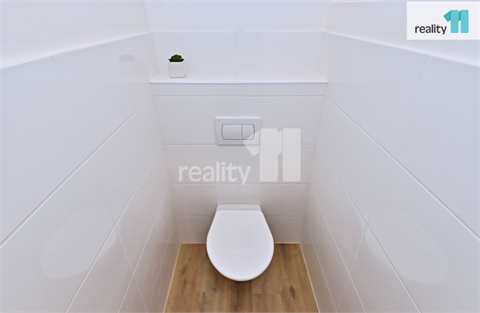 Pronájem bytu 5kk, 105 m² - 18