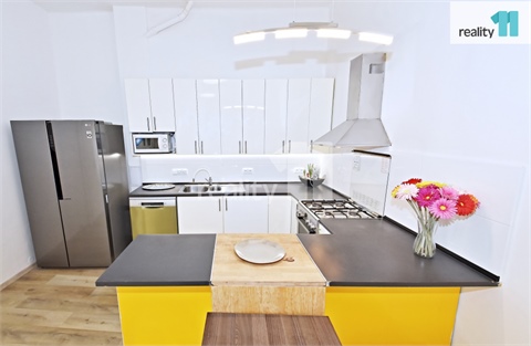 Pronájem bytu 5kk, 105 m² 4