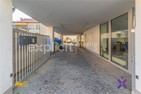 Pronájem obchodních prostor, 199 m² 12