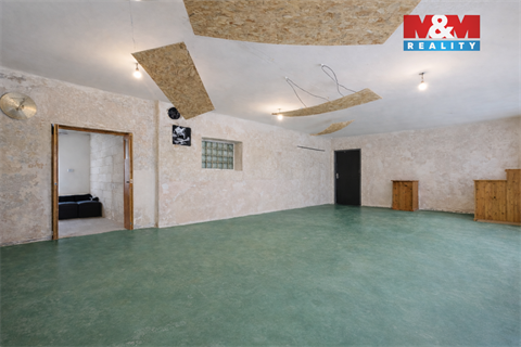 Prodej rodinného domu, 570 m² 14