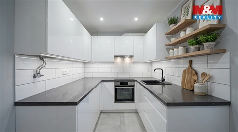 Prodej rodinného domu, 166 m² - 8