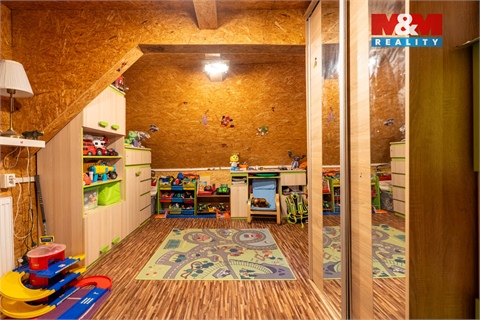 Prodej rodinného domu, 166 m² - 6