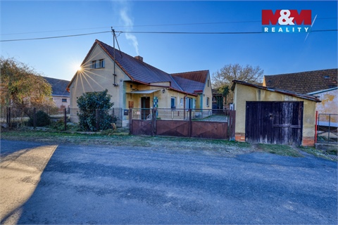 Prodej rodinného domu, 99 m² - 0