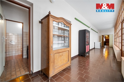 Prodej rodinného domu, 300 m² 10