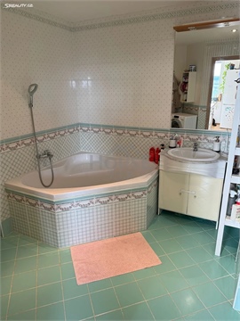 Prodej bytu 2kk, 68 m² - 12