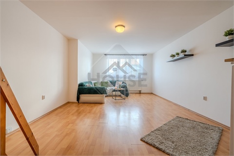 Prodej bytu 1kk, 44 m² 2