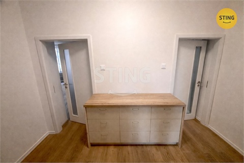 Pronájem bytu 2+1, 82 m² 2