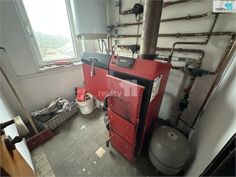 Pronájem bytu 4kk, 85 m² 10