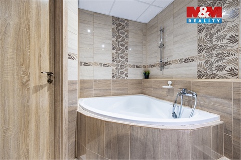 Prodej bytu 3kk, 72 m² 16