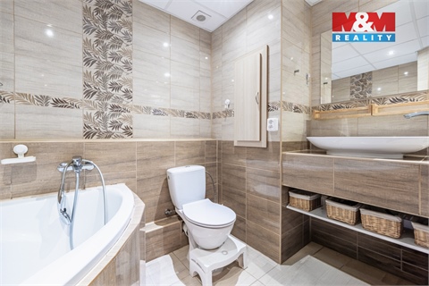 Prodej bytu 3kk, 72 m² - 14