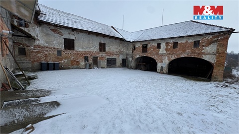 Prodej rodinného domu, 252 m² 10