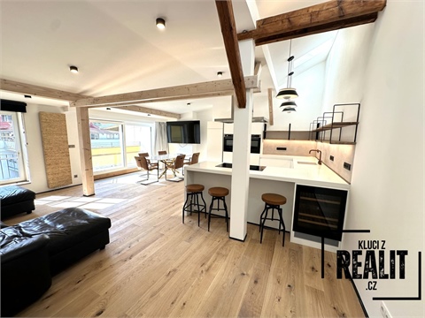 Pronájem bytu 4kk, 134 m² 4