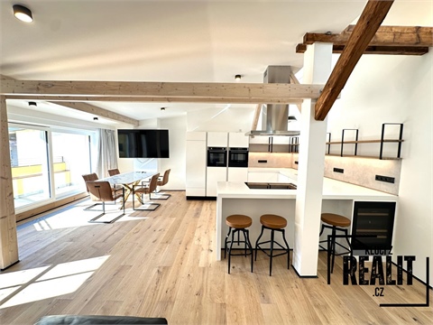 Pronájem bytu 4kk, 134 m² 6