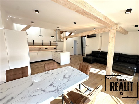 Pronájem bytu 4kk, 134 m² - 4