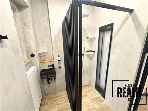 Pronájem bytu 4kk, 134 m² - 20