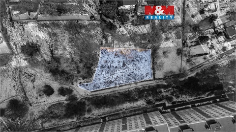 Prodej stavebního pozemku, 879 m² 0