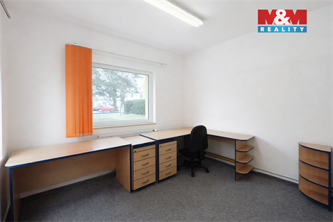 Pronájem obchodních prostor, 460 m² - 2