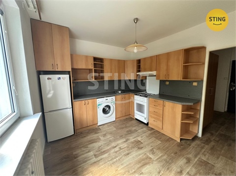 Pronájem bytu 1+1, 38 m² 0