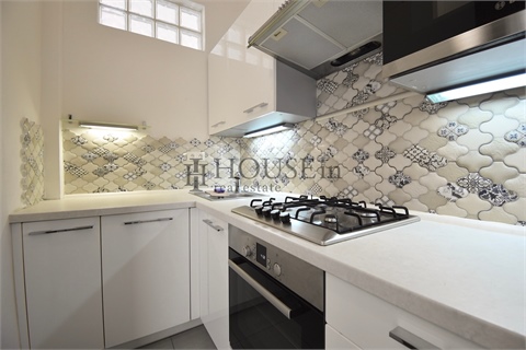 Pronájem bytu 3kk, 80 m² 0