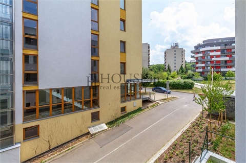 Pronájem bytu 1kk, 17 m² 12