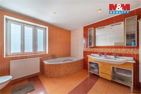 Prodej rodinného domu, 154 m² - 4