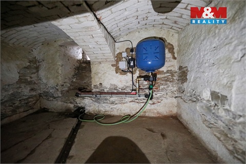 Prodej rodinného domu, 482 m² - 16