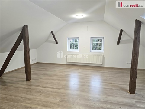 Pronájem rodinného domu, 170 m² - 12