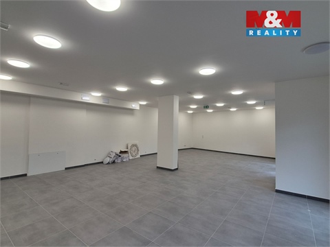 Pronájem obchodních prostor, 128 m² 2