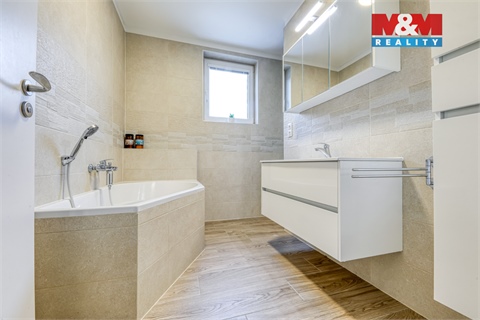 Prodej bytu 4kk, 82 m² - 20