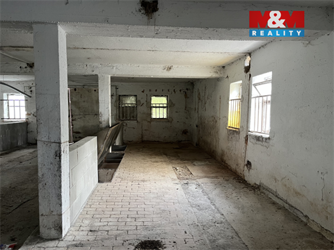 Prodej zemědělského objektu, 1 320 m² 4