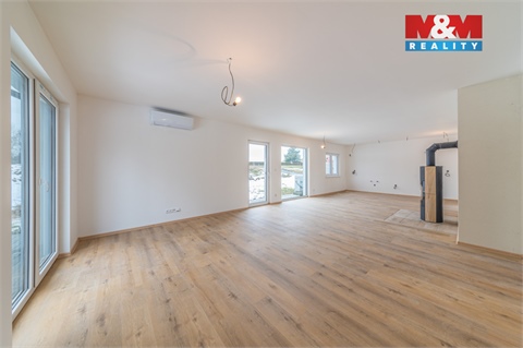 Prodej rodinného domu, 121 m² 2