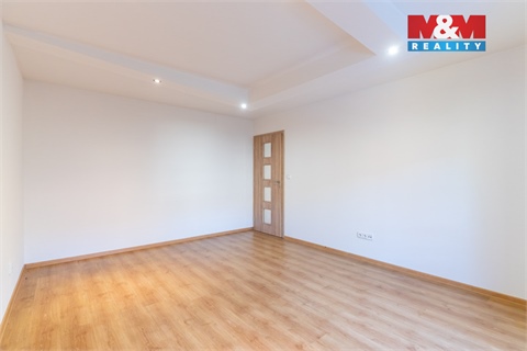 Prodej rodinného domu, 179 m² - 14