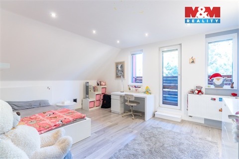 Prodej rodinného domu, 179 m² - 10